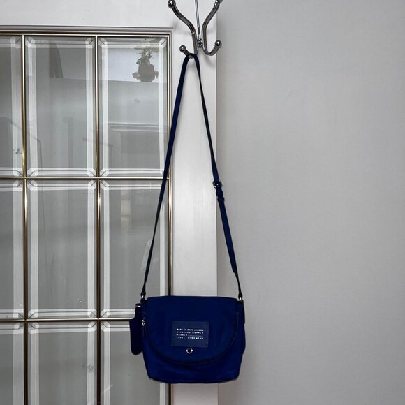 Marc by Marc Jacobs Preppy Legend Natasha Nylon Crossbody Bag Purse- True Blue - Picture 3 of 8